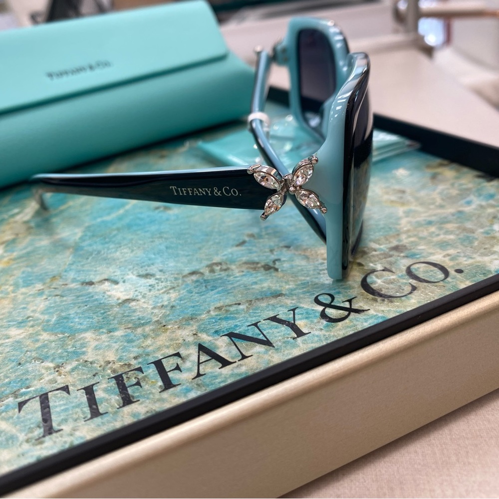 Tiffany sunglasses - Picture 2 of 2